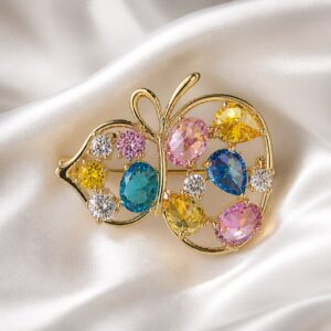 Antitarnish Crystal Cat Brooch