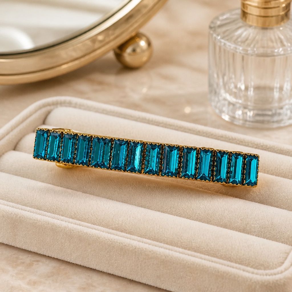 Handmade Sapphire Bar Centre Clip