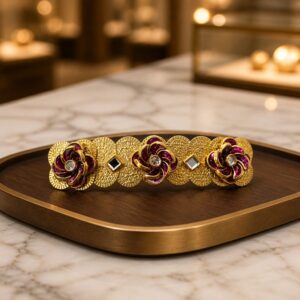 Handmade Lakshmi Bloom Centre Clip