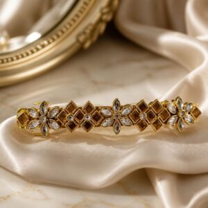 Handmade Amber Bloom Kundan Centre Clip