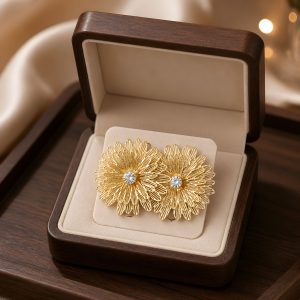 Anti-Tarnish Lightweight Golden Daisy Stud Earrings