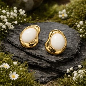Antitarnish Sculptural Gold Stud Earrings