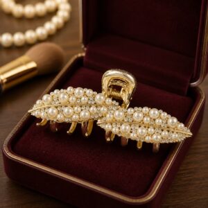 Antitarnish Pearl & Crystal Hair Clutch