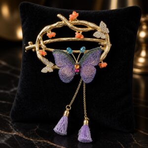 Antitarnish Butterfly Tassel Hair Clutch
